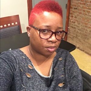 Meet your Posher, Lashawnda